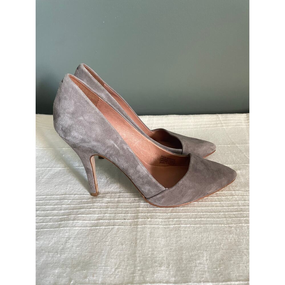 Madewell Suede Taupe Pointed Toe Heels. Size 8. Great condition.